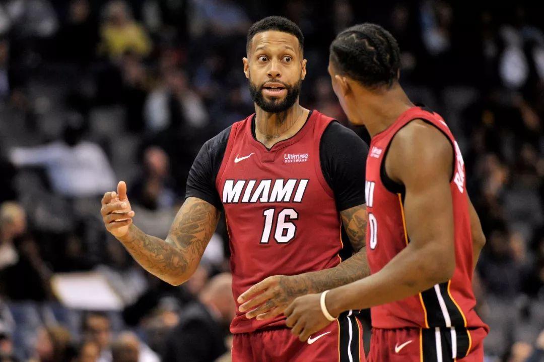 APP下载-nba最前线76人50佳球