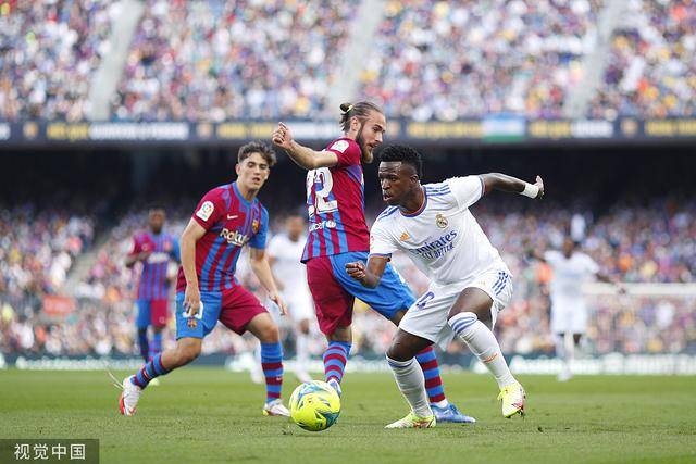 APP下载-巴塞罗那与拜仁慕尼黑的荣耀较量